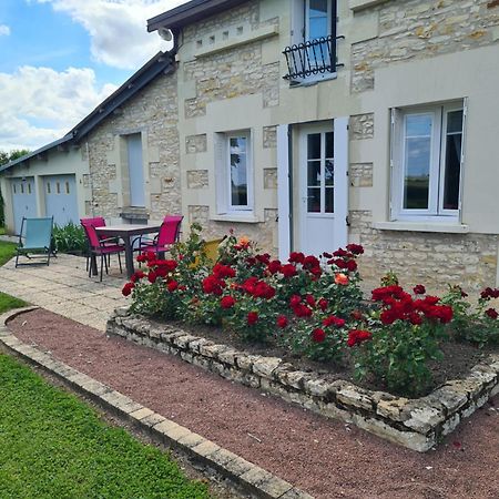 A la Campagne ,Halte ,Séjour et Détente Moncontour  Exterior foto